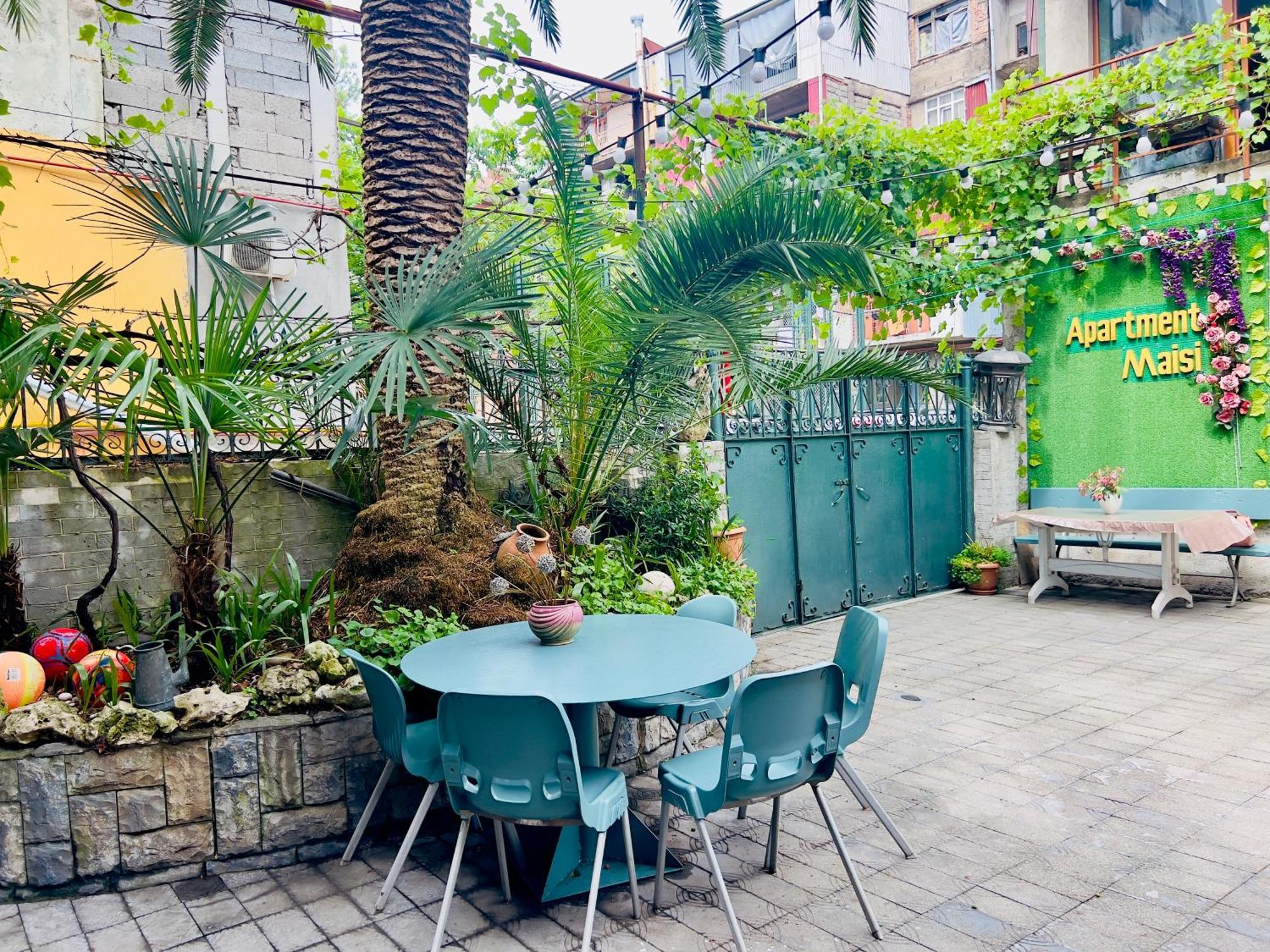 Apartment Maisi Batum Dış mekan fotoğraf
