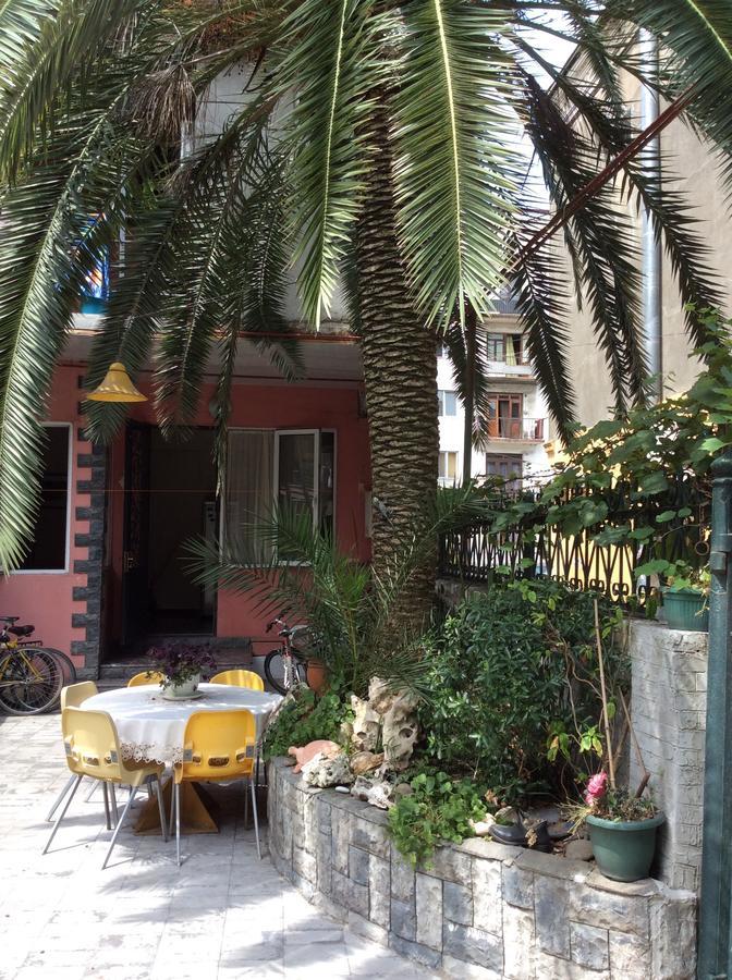 Apartment Maisi Batum Dış mekan fotoğraf